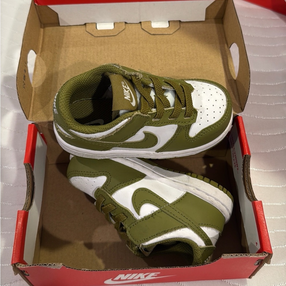 Nike Olive Green and White Kids Low-Top Sneakers